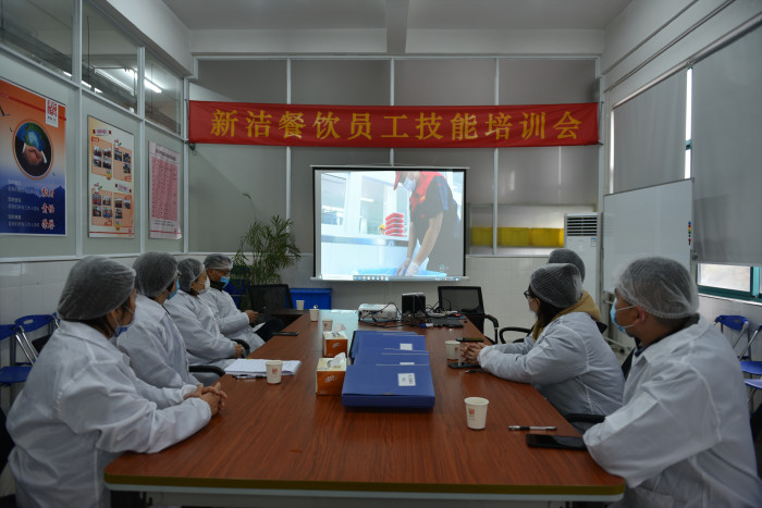 https://wqsyxx.wxlxjy.com/contents/sitefiles2025/10126250/images/13965757.jpg