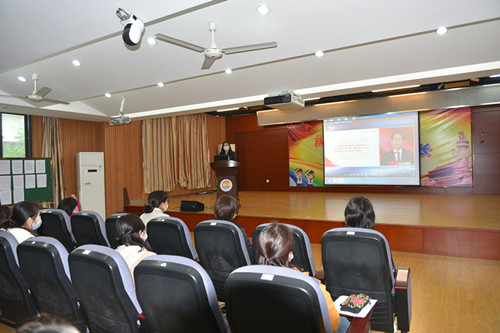 https://wqsyxx.wxlxjy.com/contents/sitefiles2025/10126250/images/14521856.jpg